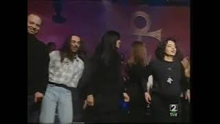 Everyday People (ft. Prince & Larry Graham - live 11.22.99 Spain)