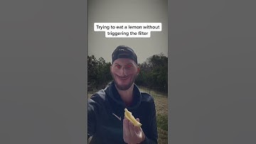 Trying to eat a lemon without triggering the filter 🍋 #Shorts