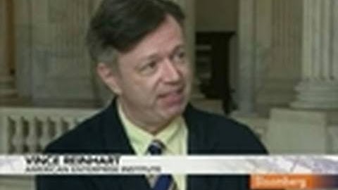 Reinhart Says Fed Reverse Repos Not a Signal of Exit: Video