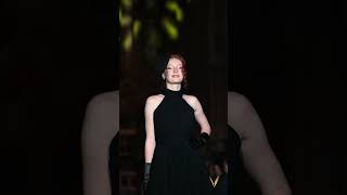 Paris Fashion Week - Simple Runway - HiTech Moda