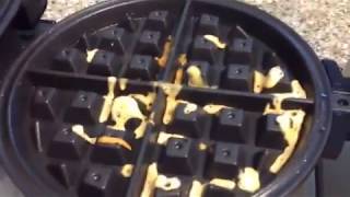 How to easily steam clean your waffle maker
