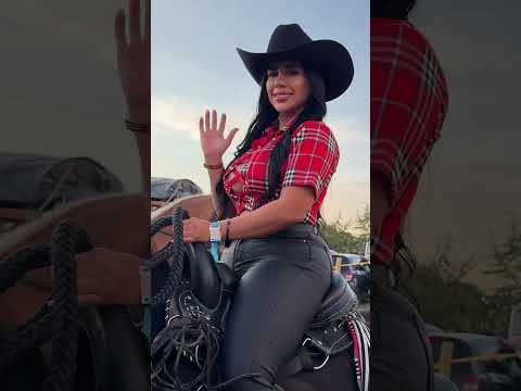 Stunning Women Riding Horses 