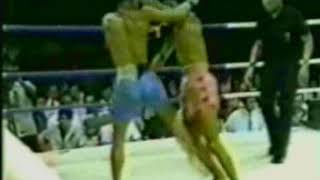 Langsuan Panyuthapoom v Karuhat Sor Suphawon | Muay Thai from Lumpini Stadium