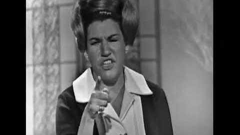 Andrews Sisters--1966 TV Hit Medley, Pistol Packin' Mama