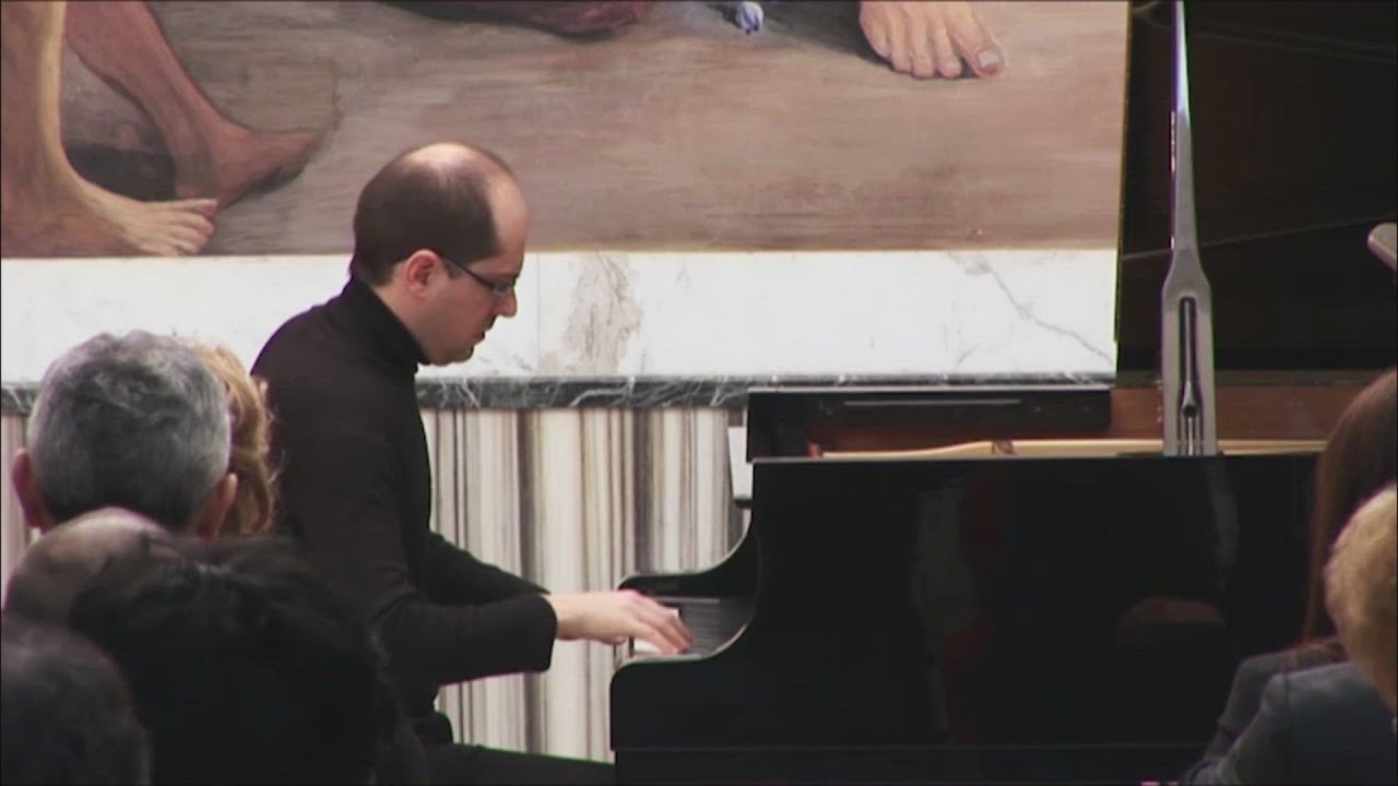 Roberto Plano - Domenico Cimarosa: Sonata C. 61, in G Minor