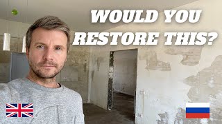 FLOODED HOME CLEAR OUT | Is it Possible to Restore? I show you the damage after clearing out?