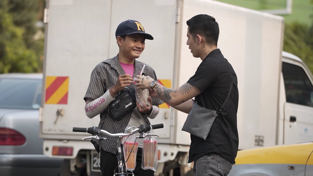 ရန်ကုန်မှာရိုက်ထားပြီးမတင်ဖြစ်တဲ့ Video လေးပြန်တွေ့လို့