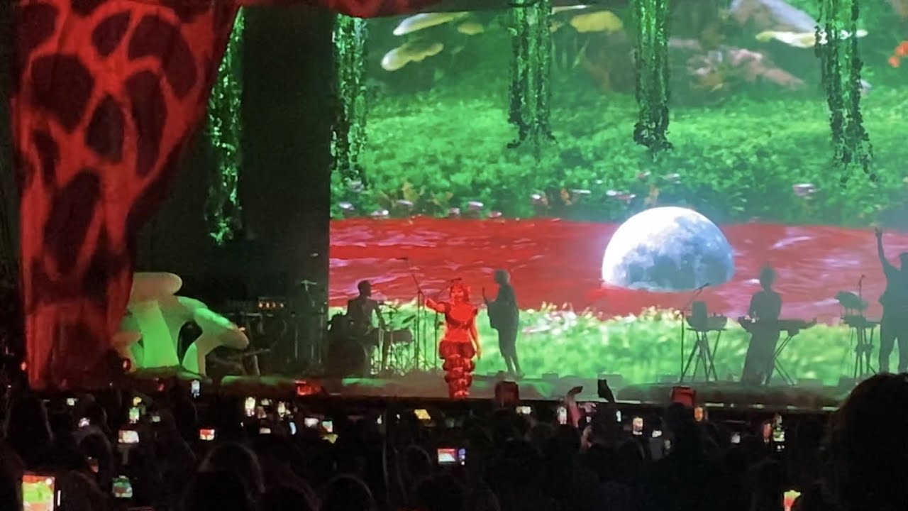 melanie martinez portals tour charlotte MOON CYCLE YouTube