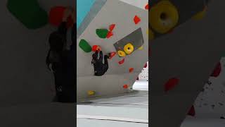 Bouldering training Clip -- Iris He