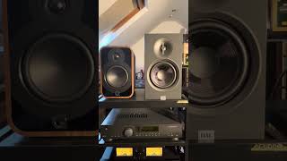 Dull but important note on build quality . Q Acoustics 5020 v ELAC Debut 3 6.3 🤔