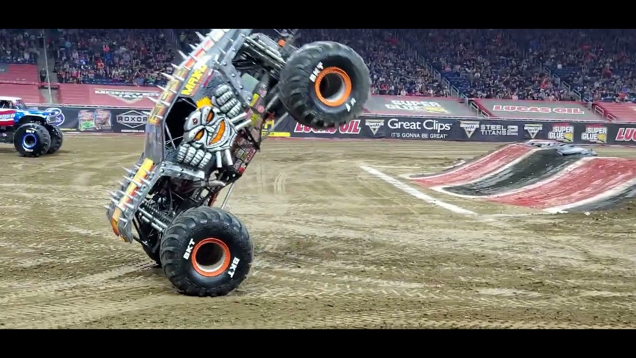 Monster Jam Detroit, Michigan 2/26/2022 Max D 2 wheel skills part 2