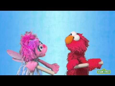 Sesame Street: Elmo and Abby Investigate: Properties of a Paper