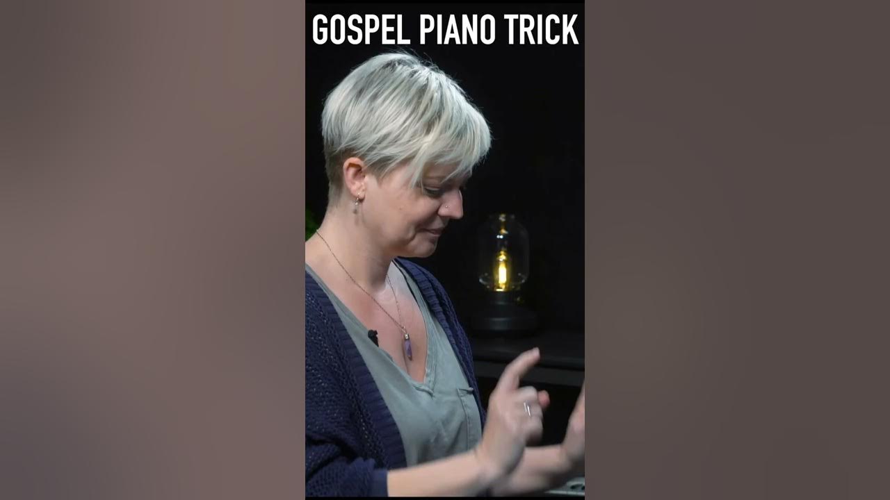 Learn This Gospel/ R&B Piano Trick Super Quick! 🎹🙏 (1Min Piano Lesson) #Shorts