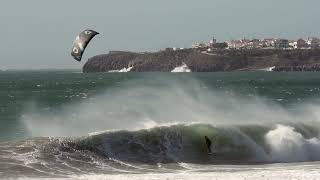 James Carew  kitesurf à Nazaré et Peniche 