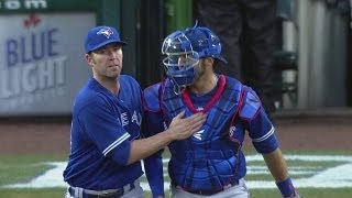 Janssen earns the save