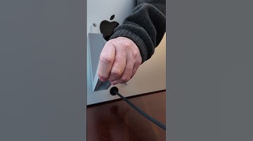 2024 11 20 Apple Studio Display VESA mount stand at desk level white and gray