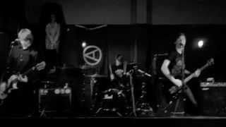 Famous Feedback Aftermath - 'On The Line'  (Live) Wealth