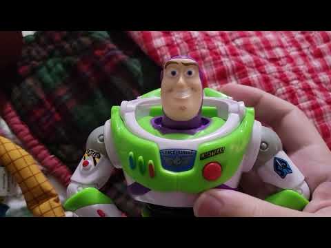 Sheriff Woody Meets Buzz Lightyear 