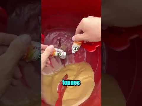 Gâteau géant préparé à la bétonnière