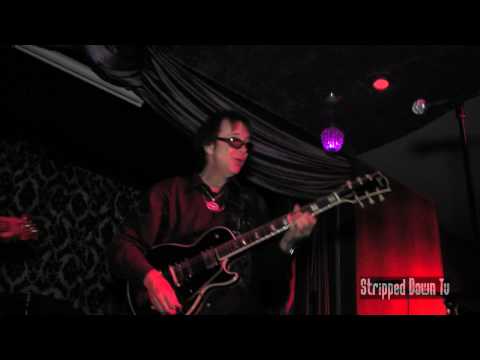Stripped Down TV Allstar Band Footage from Dave Navarro's club the Black Door in Las Vegas