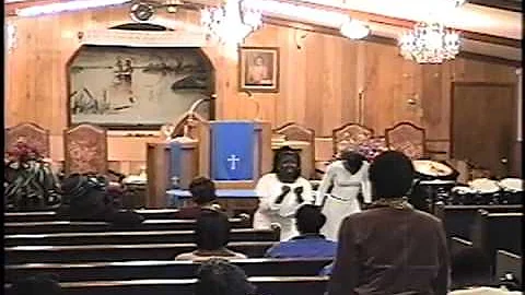 TRACY NORWOOD AND DAUGHTER PRAISE DANCE