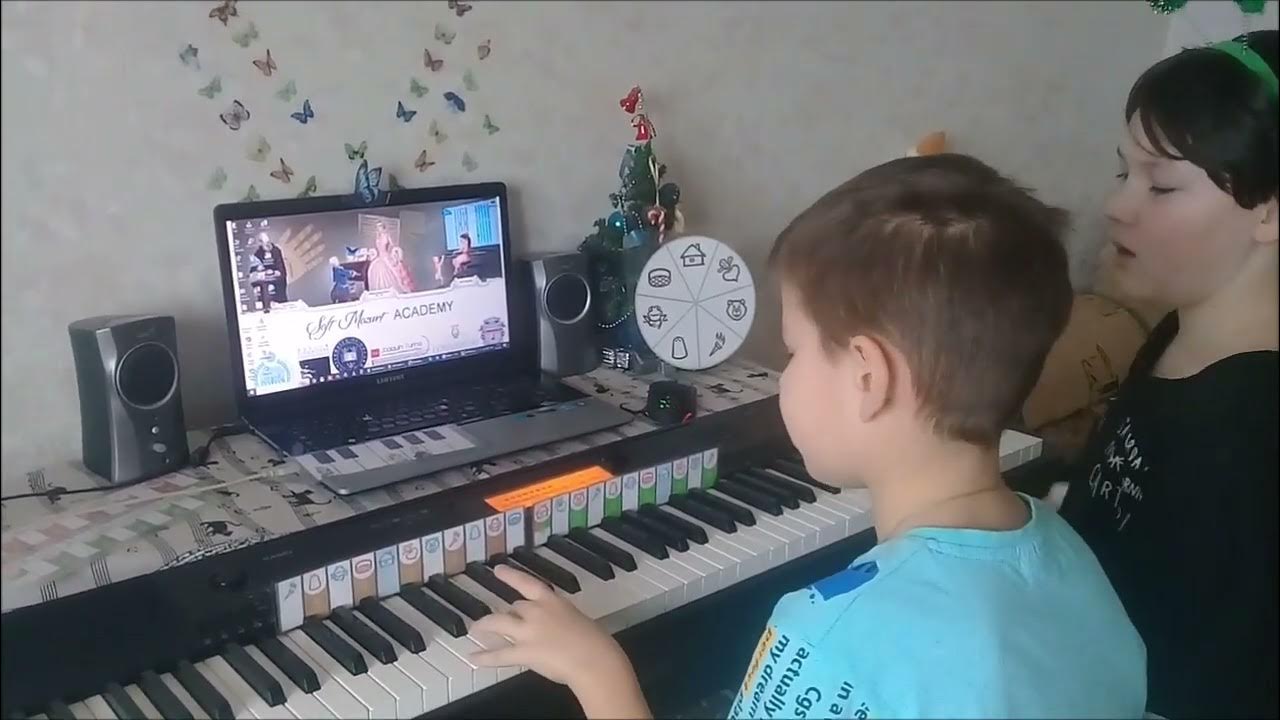 Учимся играть упражнение "3 брата 3 сестры" (трезвучия) - YouTube