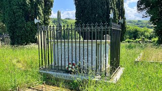 COL MITCHELBURNES GRAVE LDERRY 1689 The Church History Trail