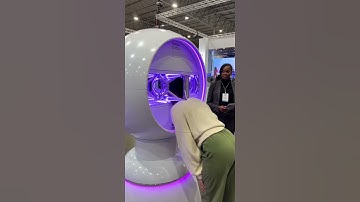 INSANE AI Curling Robot in Dubai 😱💇‍♀️ Automatic Perm Tech From the Future!