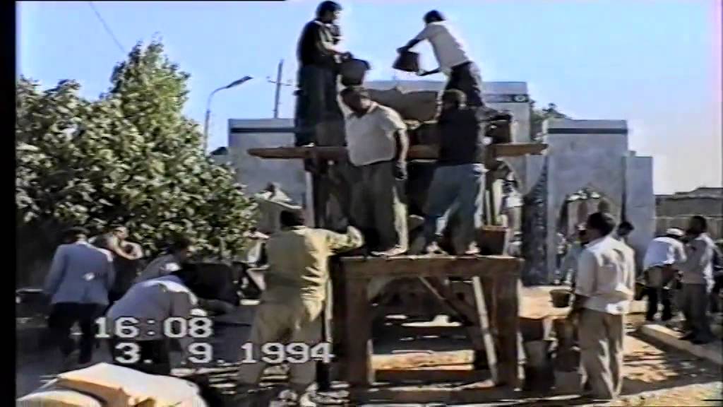 Nardaran Rəhimə xanım (s.ə) ziyarətgahının tikiliş prosesindən 03.09.1994,nardaranpiri.com