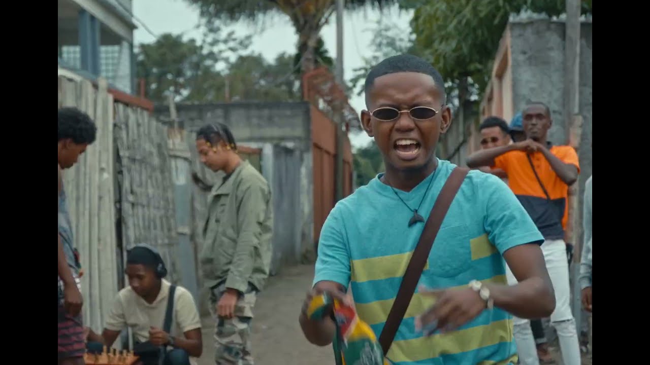 Teddy - Street  (Clip Officiel)