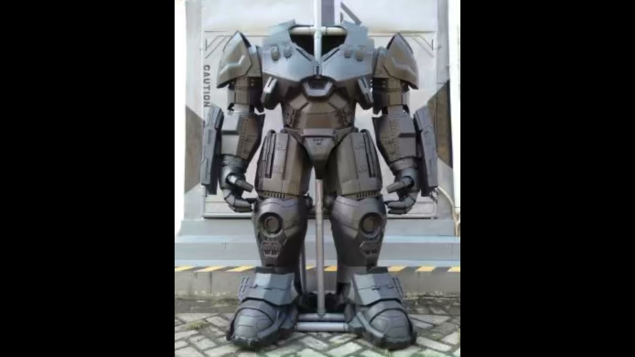R2D2 Hulkbuster build episode 3