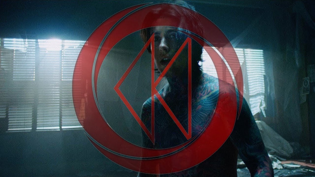 (Reverse Plus) Falling In Reverse - "Popular Monster"