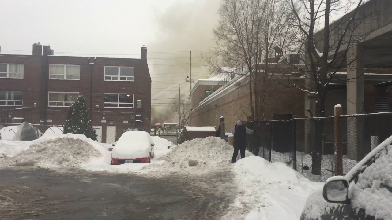 Mississauga Explosion 11 February 2018 Dundas at Hurontario YouTube