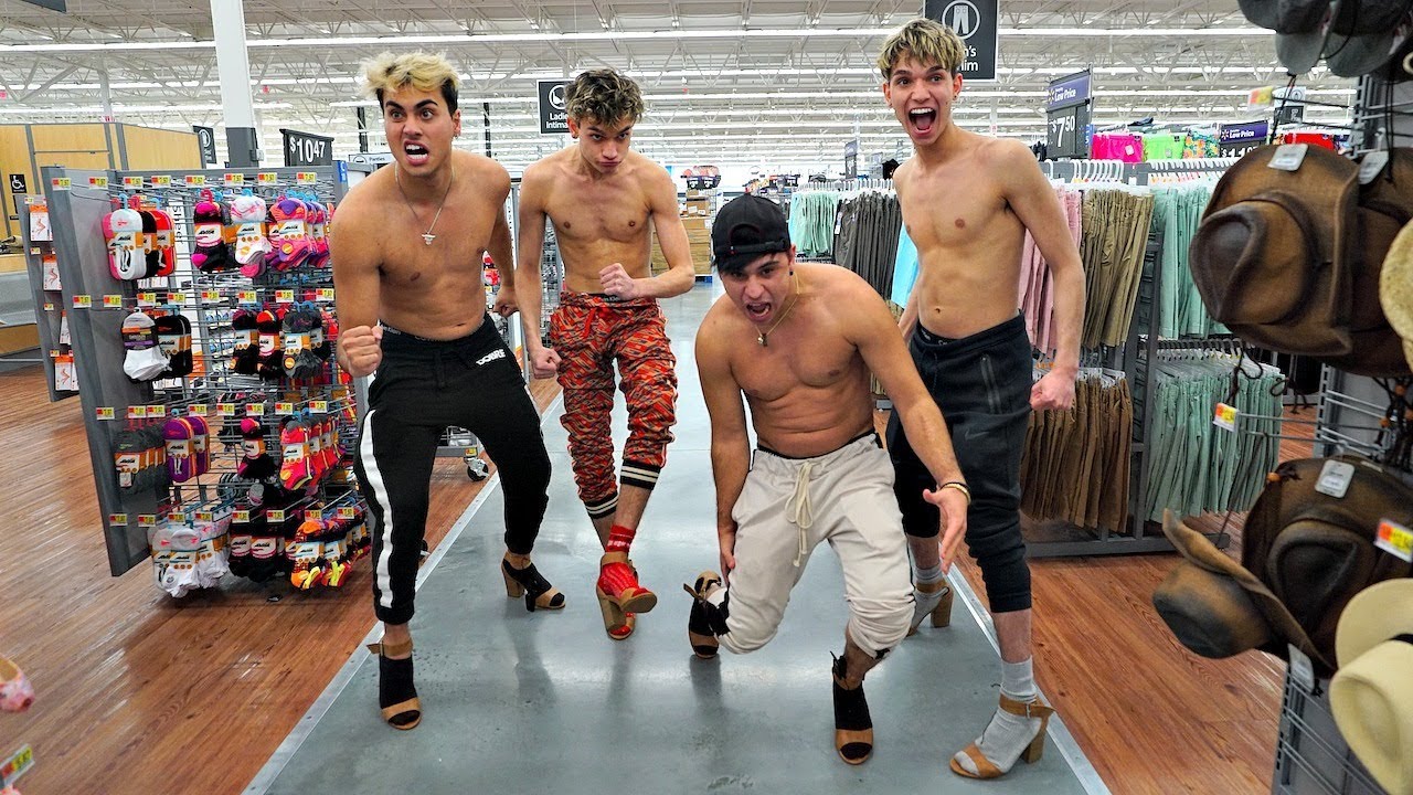 HIGH HEEL RACE IN WALMART SUPERCENTER!