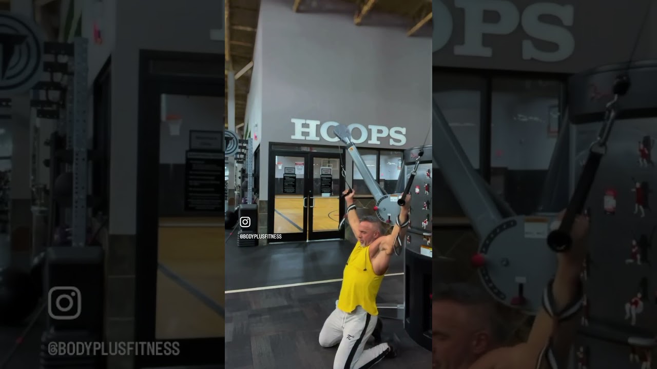 Wide grip cable, crossover pulldown are a great way to pop the lats #back #backworkout #fit #motivat