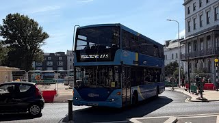 Metrobus 273 YP09 HWL/6979 Scania CN270UD Omnicity