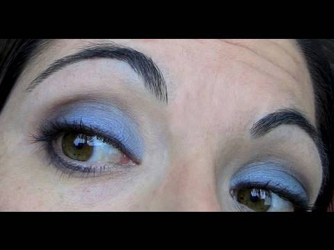 Maquillaje de día azules y marrones (look ventolín)