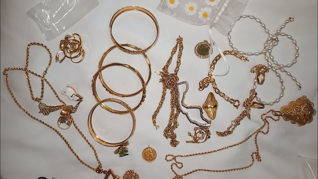 مشتريات ذهب مع الأسعار 
جهاز عروسة جزائرية واش حا تدي معاها