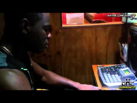 ANDREW TOSH   STEPPING RAZOR DUB