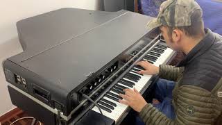 YAMAHA CP70 - electro acoustic piano