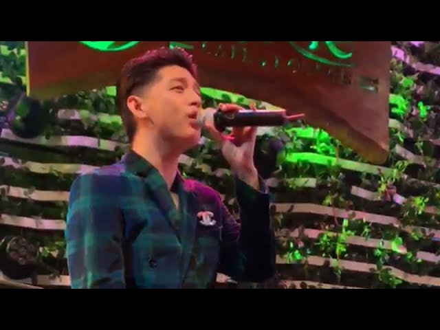 MỘT THOÁNG HƯƠNG TÌNH | Noo Phước Thịnh Live Làm Fan Đứng Ngồi Không Yên