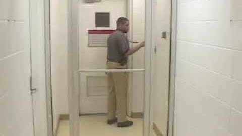 Newton Security T-DAR® Mantrap Shield System - Normal Authorized Operation