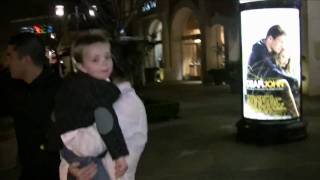 Britney & The Boys See 'The Tooth Fairy' - Jayden Yells At Paparazzi
