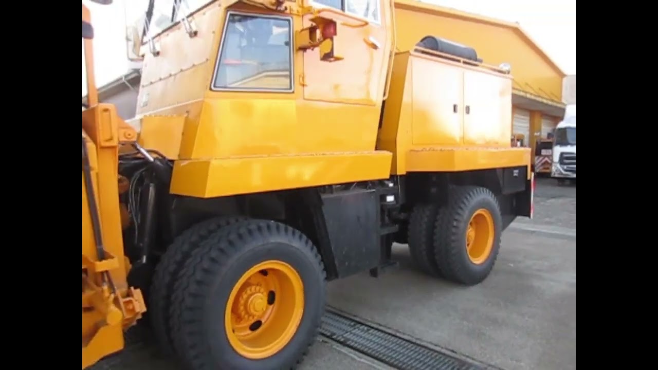 ＳｏｌｄＯｕｔ HTR305 R03C 日本除雪ロータリ除雪車2 6ｍ 5.500Hr 340馬力