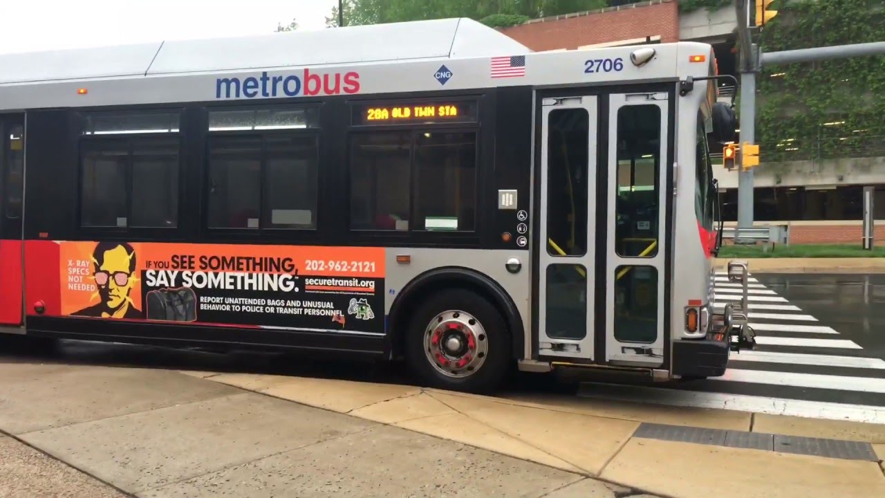 wmata metro WMATA Metrobus 2006 Orion VII CNG #2706 & 2648