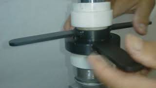 フロントフォークのオイルシール交換工具『くにすけ』の動画