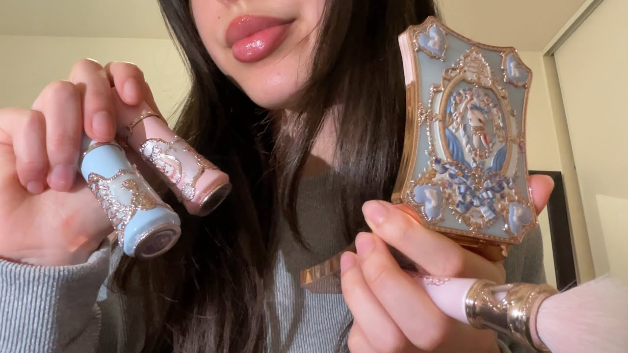 ASMR EN FRANÇAIS je te maquille 💄🐰