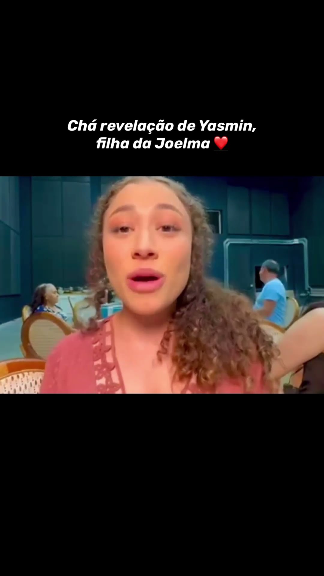 Família da Joelma no chá revelação da Yasmin