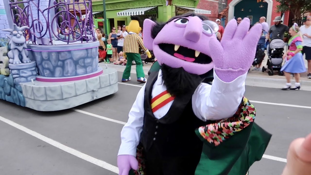 Sesame Street New Theme Park At Sea World Orlando Party Parade Meeting Big Bird Rides More - 