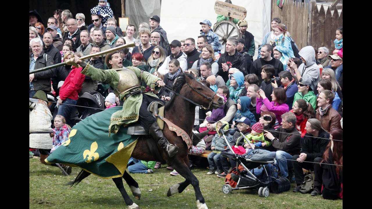 Ritterturnier: Experte zeigt, wie der Schwertkampf funktioniert